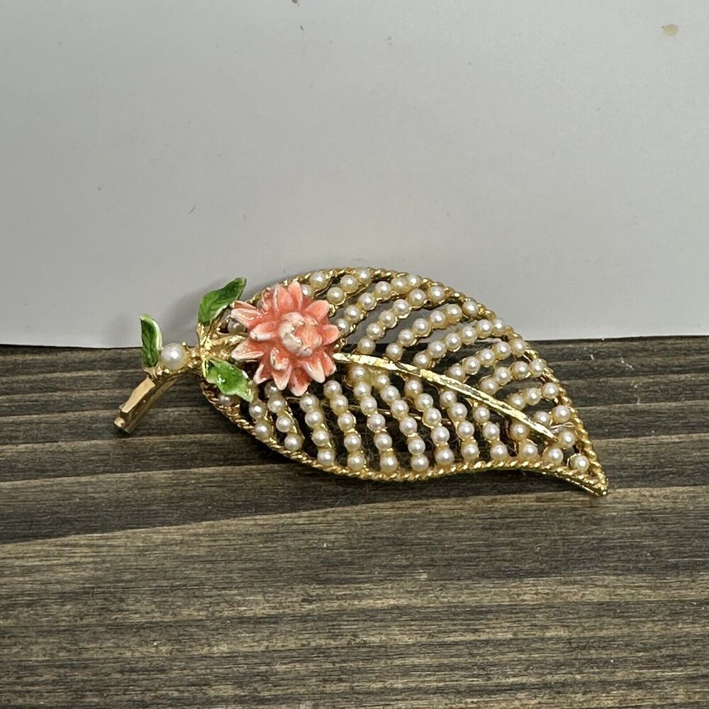 Vintage BSK Leaf Brooch Pin Enamel Flower Faux Pearls Gold Tone Signed‎